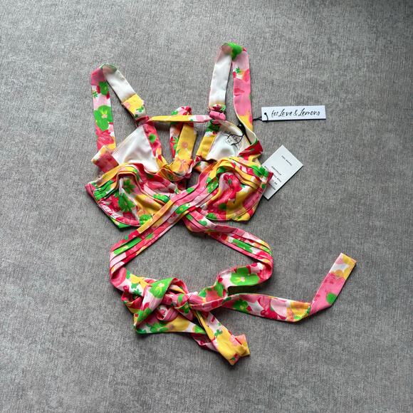 Lovers + Friends Tops - NWT Lovers and Friends Miranda Top